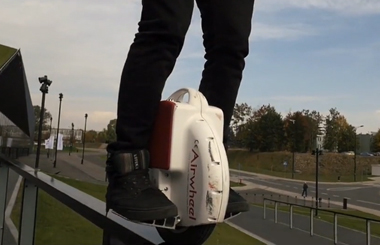 【精彩推荐】实拍波兰高手玩家骑行Airwheel爱尔威平衡车，精彩内容抢先看！