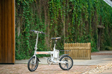 爱尔威 Airwheel R5 智能自行车品牌